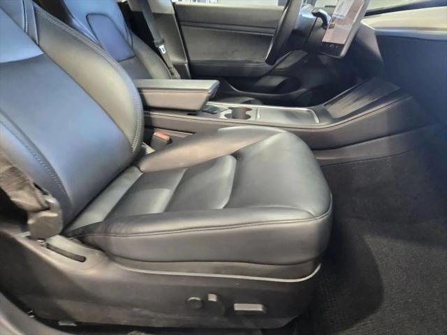 2021 Tesla Model 3 Standard Range Plus Rear-Wheel Drive