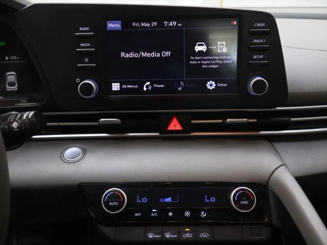 2022 Hyundai Elantra SEL