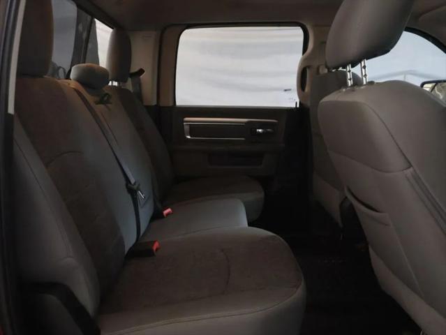 2017 Ram 1500 Big Horn Crew Cab 4x4 5'7" Box