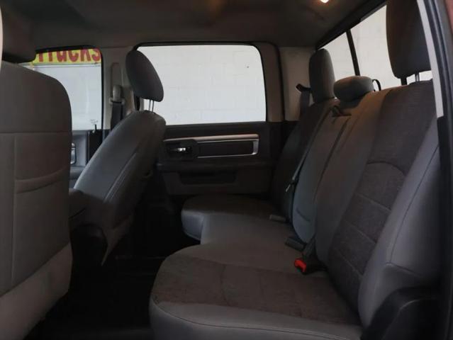 2017 Ram 1500 Big Horn Crew Cab 4x4 5'7" Box