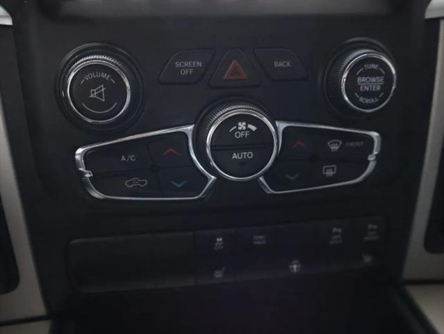 2017 Ram 1500 Big Horn Crew Cab 4x4 57 Box