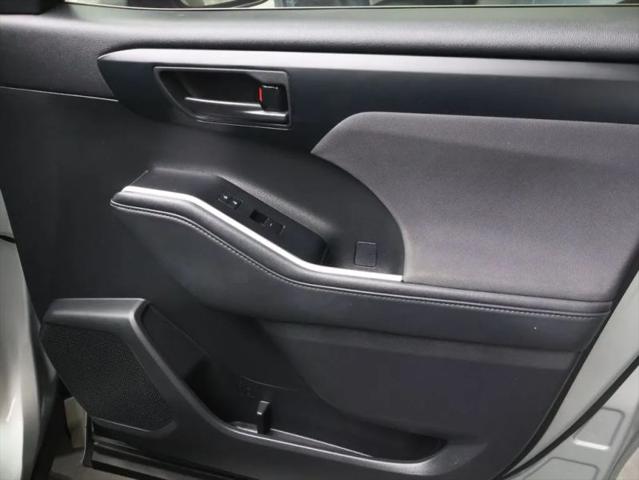 2021 Toyota Highlander L