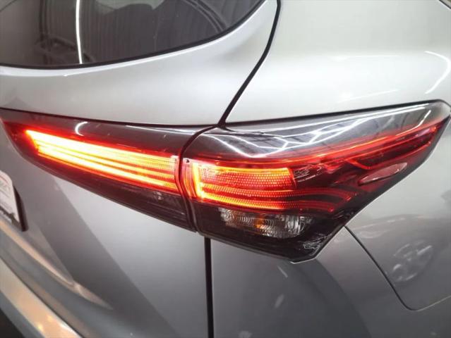 2021 Toyota Highlander L