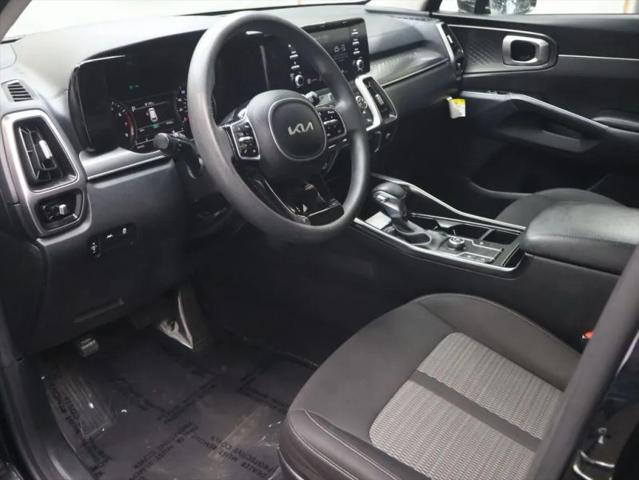 2023 Kia Sorento LX