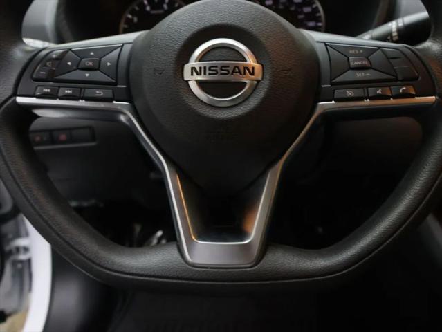 2023 Nissan Sentra SV Xtronic CVT