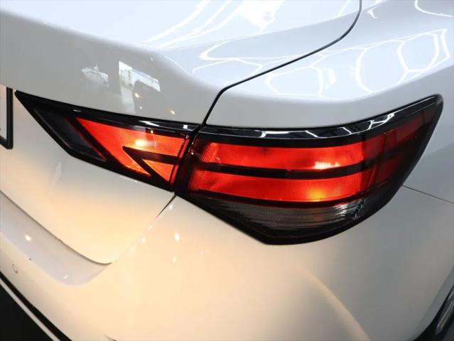 2023 Nissan Sentra SV Xtronic CVT