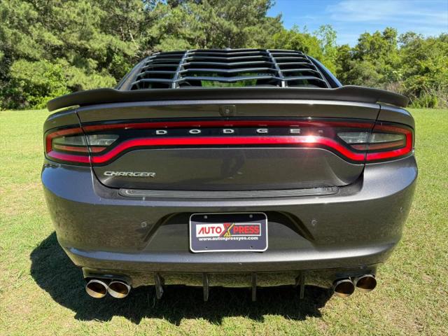 2020 Dodge Charger SXT RWD