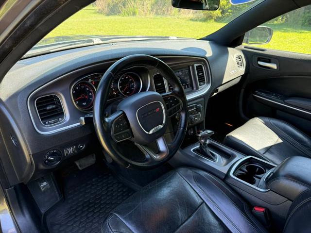 2020 Dodge Charger SXT RWD