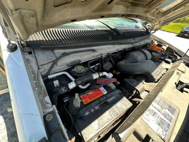 2013 Ford E-450 Cutaway Base