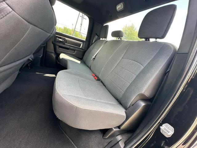 2022 Ram 1500 Classic Warlock Crew Cab 4x4 5'7" Box