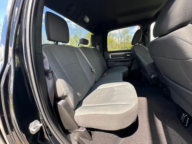 2022 Ram 1500 Classic Warlock Crew Cab 4x4 5'7" Box