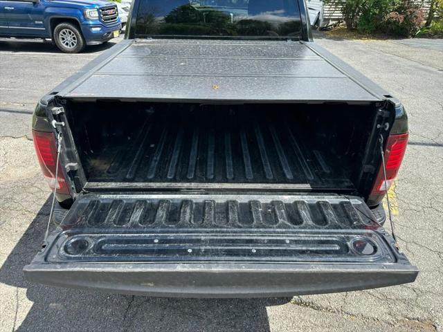 2022 Ram 1500 Classic Warlock Crew Cab 4x4 5'7" Box