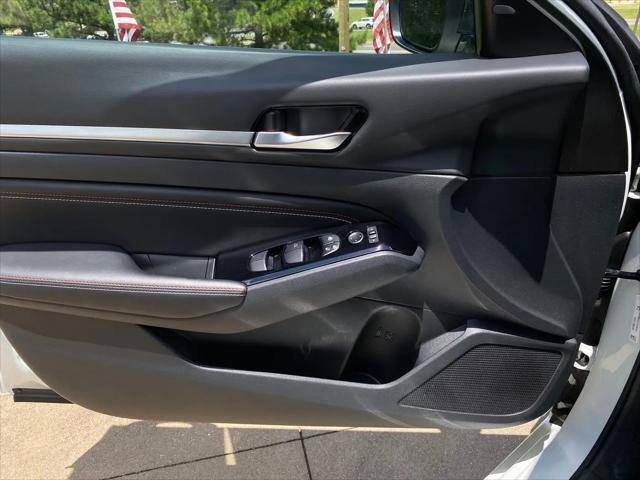 2023 Nissan Altima SR VC-Turbo FWD
