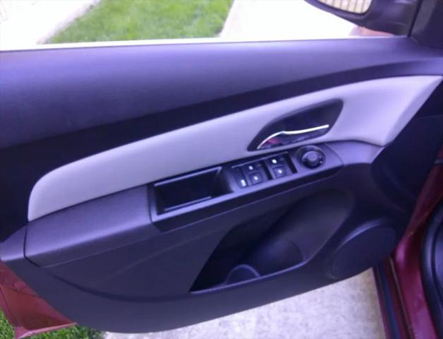 2012 Chevrolet Cruze LS