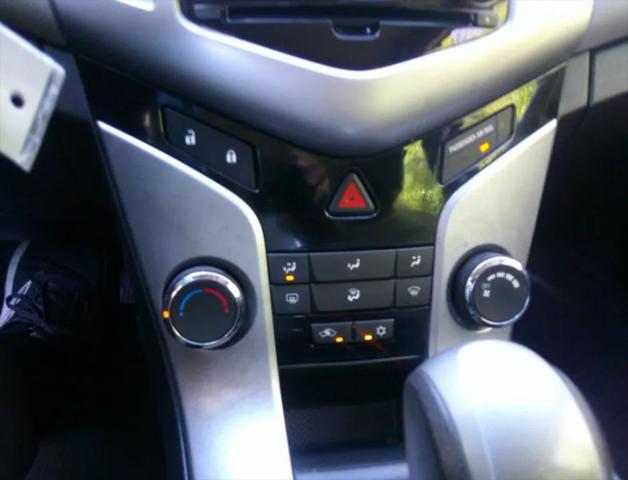 2012 Chevrolet Cruze LS