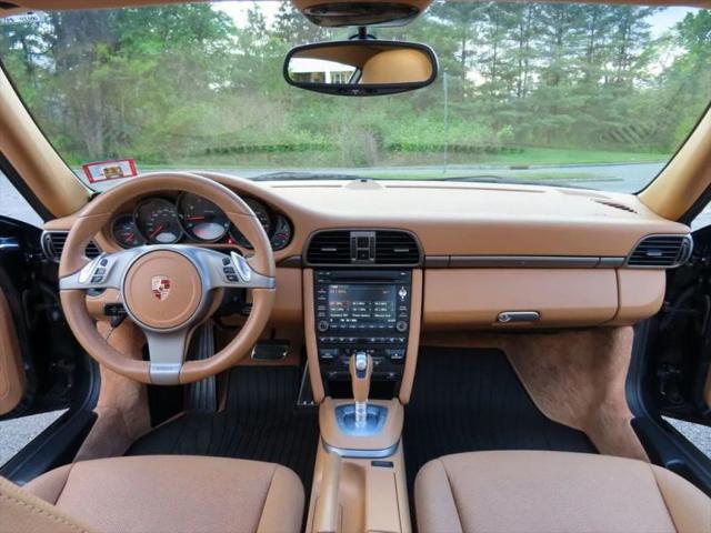 2009 Porsche 911 Carrera 4