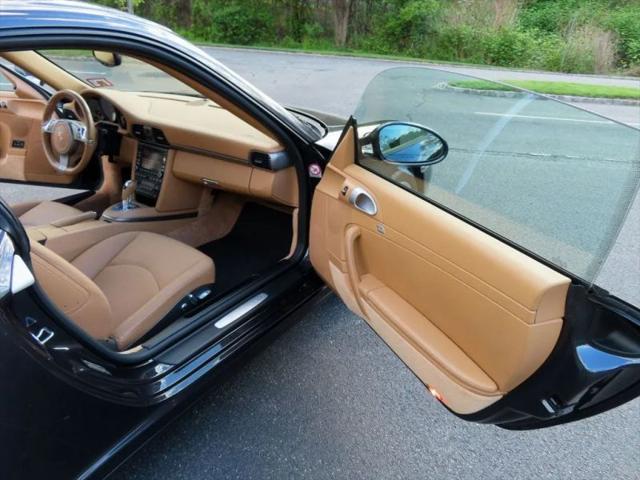 2009 Porsche 911 Carrera 4