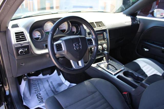 2014 Dodge Challenger SXT