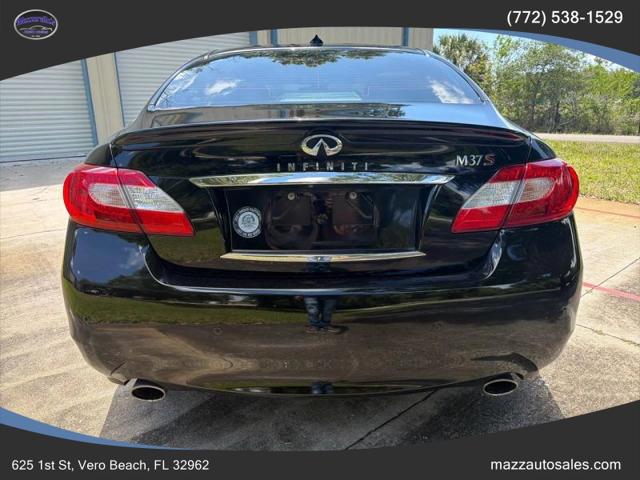 2013 INFINITI M37 M37