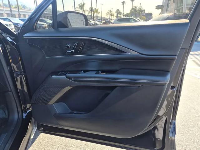 2024 Cadillac iQ Sport w/1SF