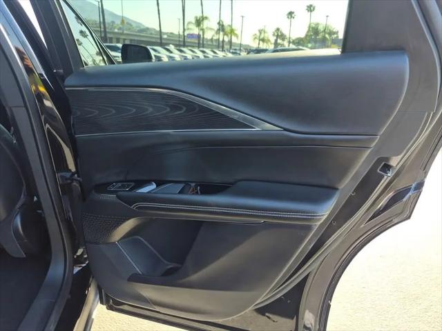 2024 Cadillac iQ Sport w/1SF