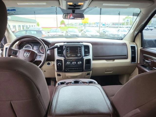 2017 Ram 3500 SLT Crew Cab 4x4 6'4" Box
