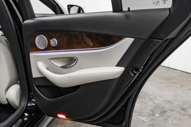 2018 Mercedes-Benz E-CLASS E 300 E 300