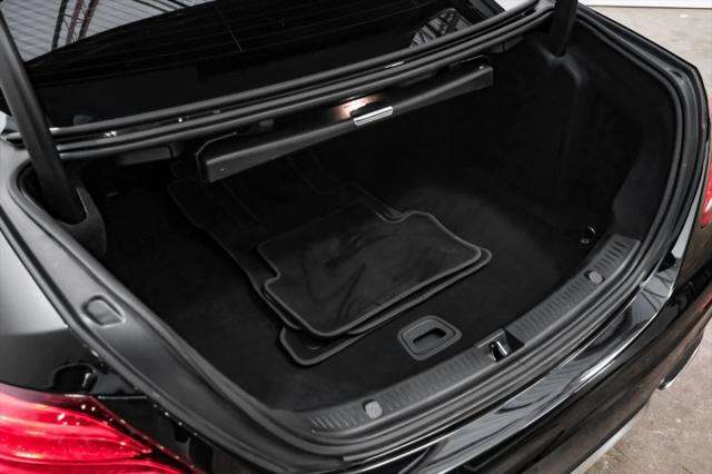 2018 Mercedes-Benz E-CLASS E 300 E 300