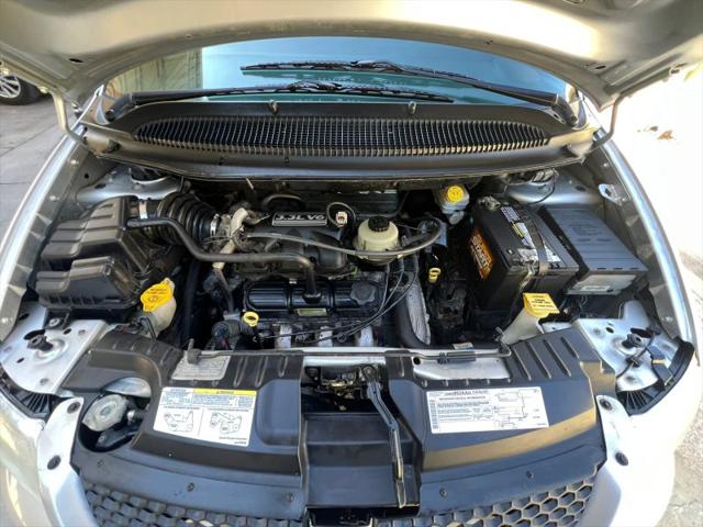 2004 Dodge Caravan SXT