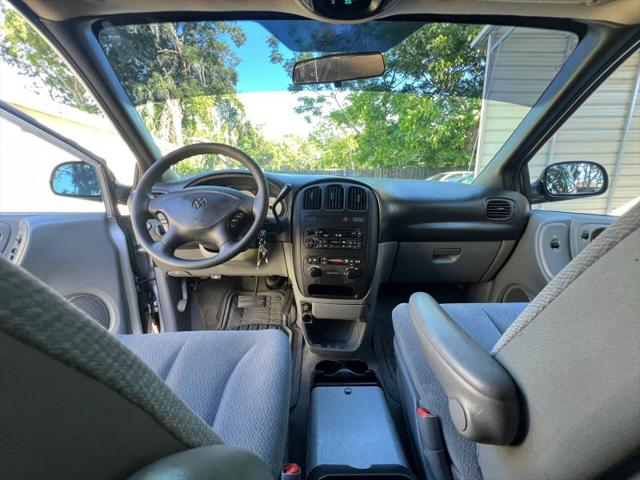 2004 Dodge Caravan SXT