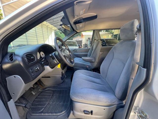 2004 Dodge Caravan SXT