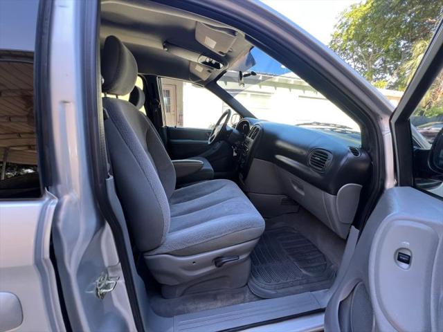 2004 Dodge Caravan SXT