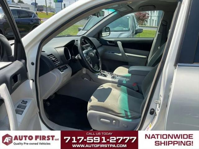 2013 Toyota Highlander Base Plus V6
