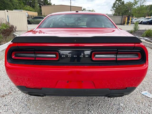 2016 Dodge Challenger SXT
