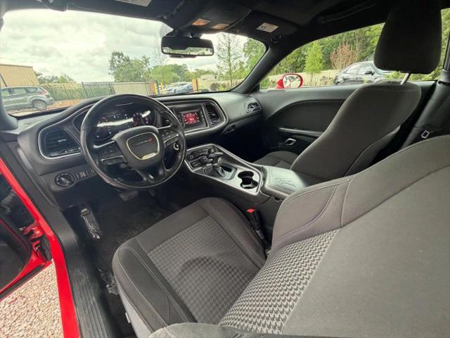 2016 Dodge Challenger SXT