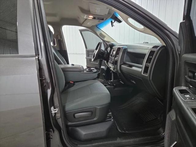 2018 Ram 3500 Tradesman Crew Cab 4x4 8' Box