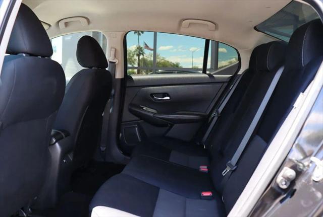 2021 Nissan Sentra SV Xtronic CVT