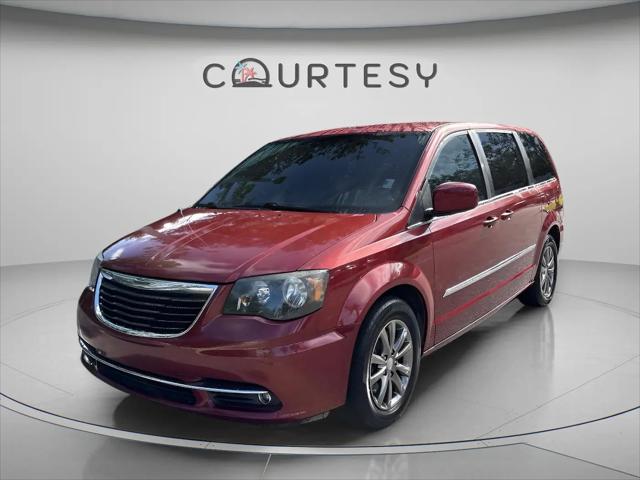 2015 Chrysler Town & Country S for sale in Palm Harbor, FL
