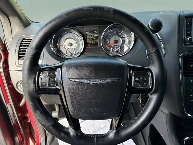 2015 Chrysler Town & Country S