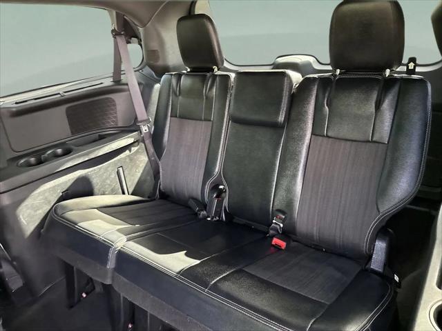 2015 Chrysler Town & Country S