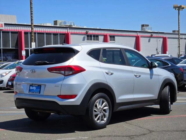 2016 Hyundai Tucson SE