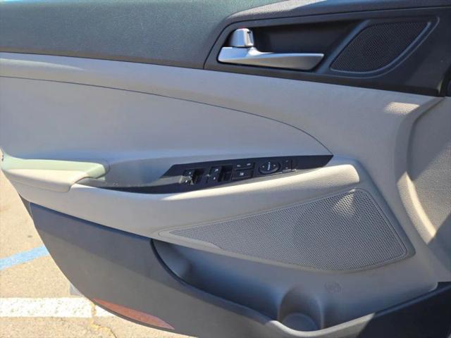 2016 Hyundai Tucson SE