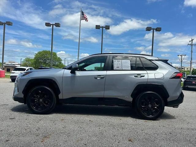 2025 Toyota RAV4 Hybrid SE