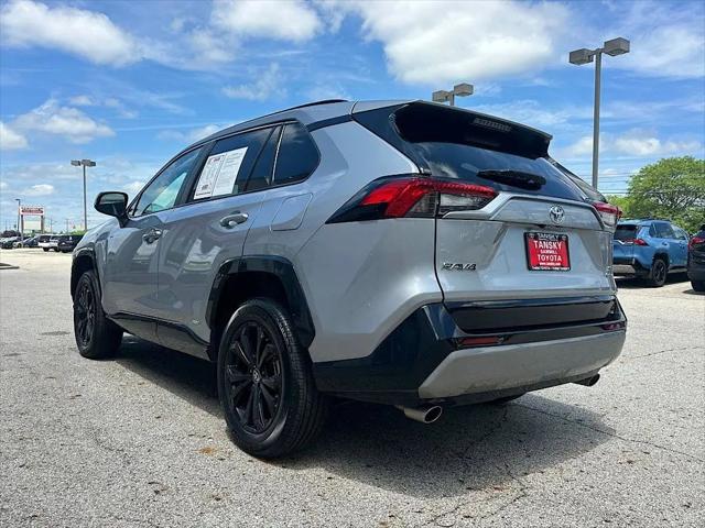 2025 Toyota RAV4 Hybrid SE