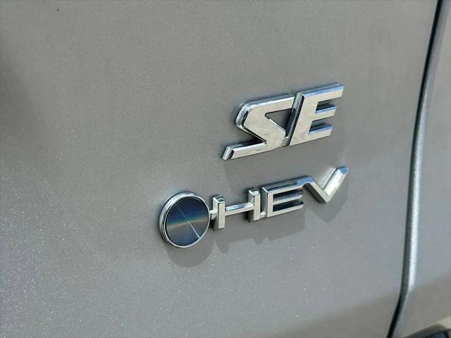 2025 Toyota RAV4 Hybrid SE