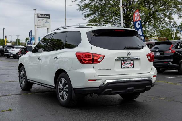 2019 Nissan Pathfinder S