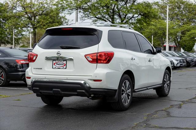 2019 Nissan Pathfinder S
