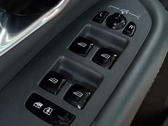 2020 Volvo XC90 T6 Inscription 7 Passenger
