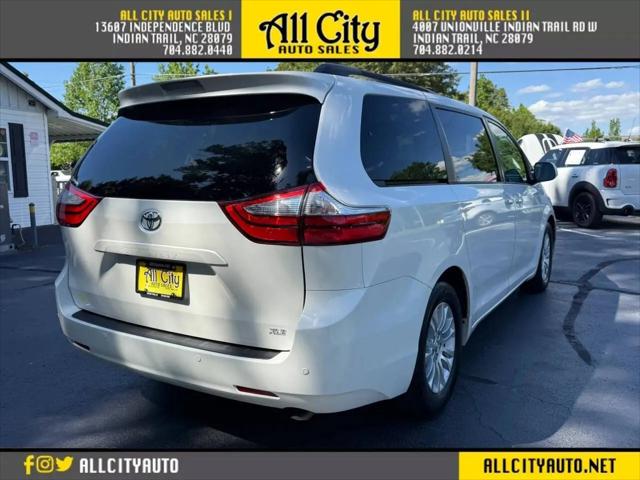 2015 Toyota Sienna XLE 8 Passenger