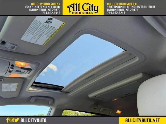 2015 Toyota Sienna XLE 8 Passenger